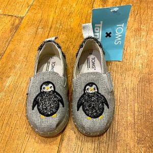 Toms Sparkly Penguin Toddler Shoes NWT